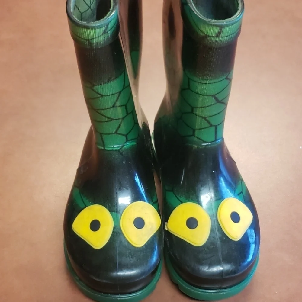 Sketchers light up rain boots